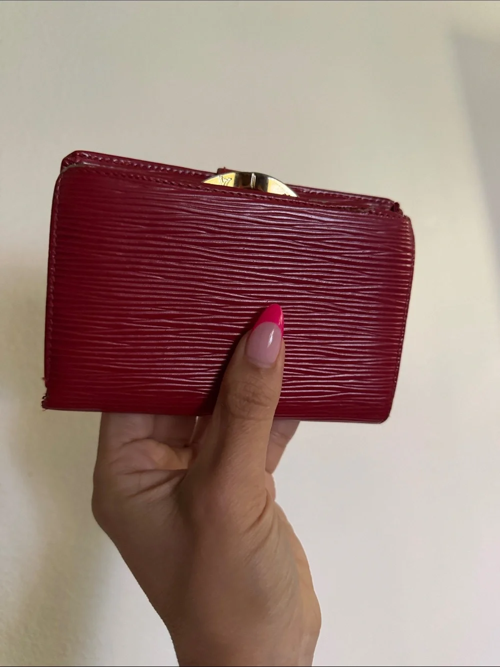 Louis Vuitton Red Epi Porte monnaie billets viennois kiss lock Wallet